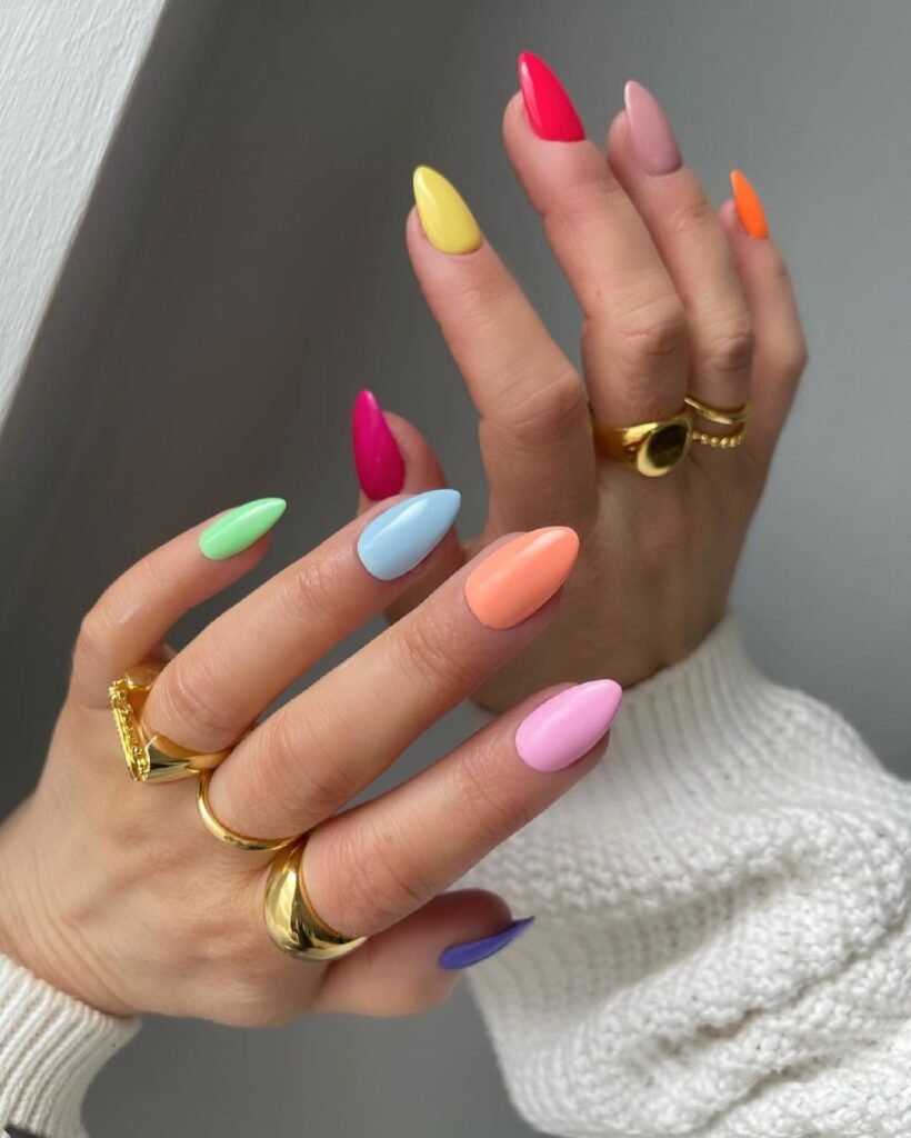 Pretty Multicolor Shorter Oval Nails