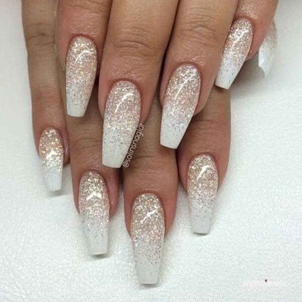 Ombre glitter white and gold nail