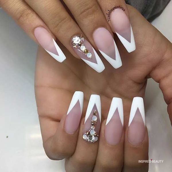 v tip french manicure with matte