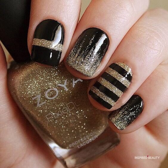 black nail designs