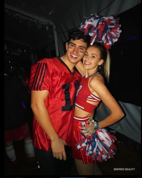 football player and cheerleader Couples halloween costumes