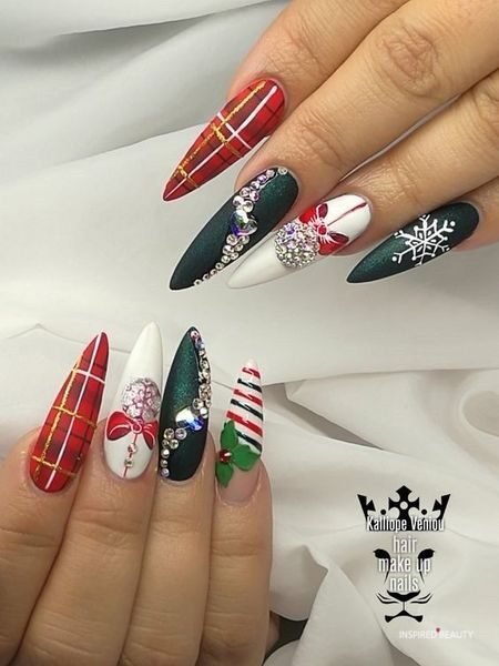 40 Festive Christmas Nail Designs 21 Inspired Beauty