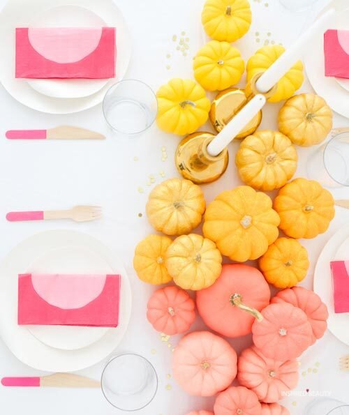 20 Modern Ideas for Thanksgiving Table Settings - Inspired Beauty