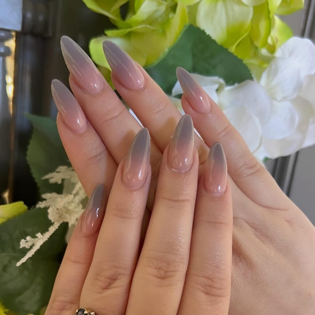 grey ombre nail ideas