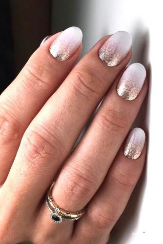 ombre nails with glitter