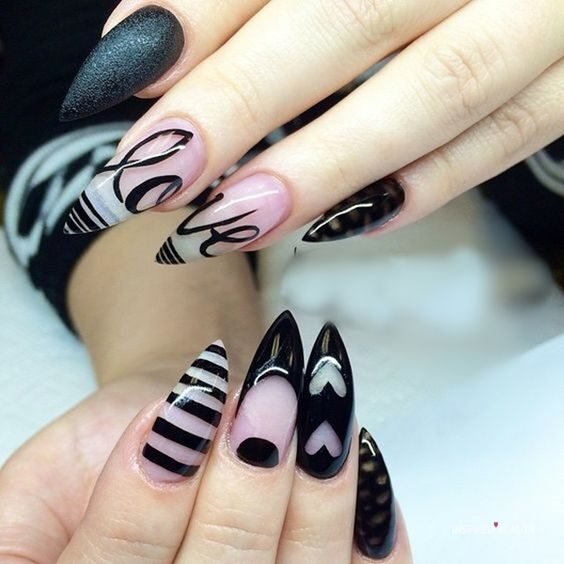 black acrylic nail designs