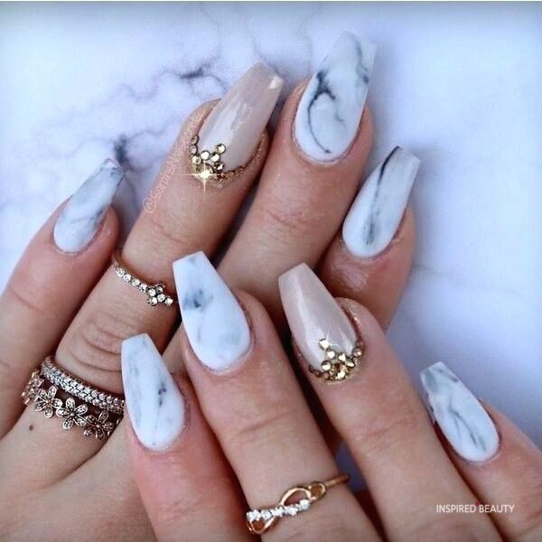 Acrylic coffin nails