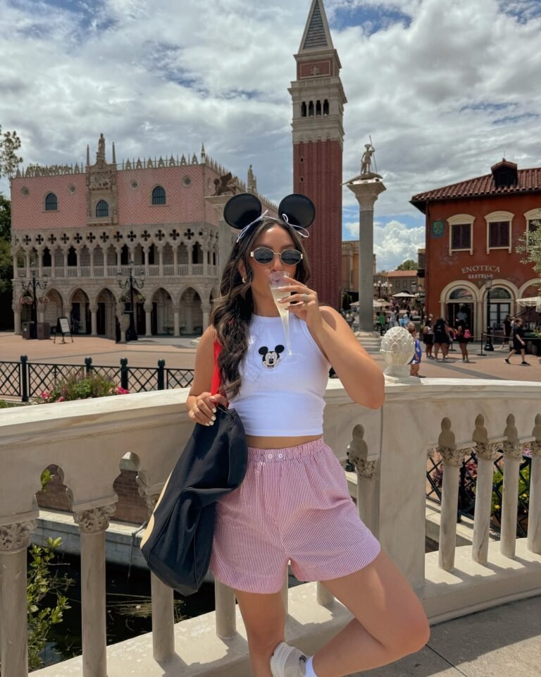 Disney Clothes Aesthetic Summer