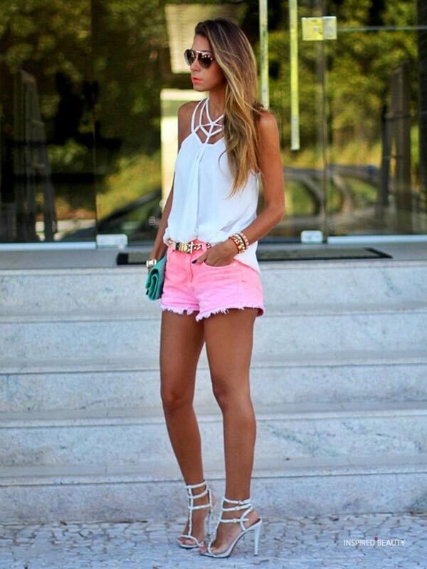 Summer Outfits with pink shorts and heels