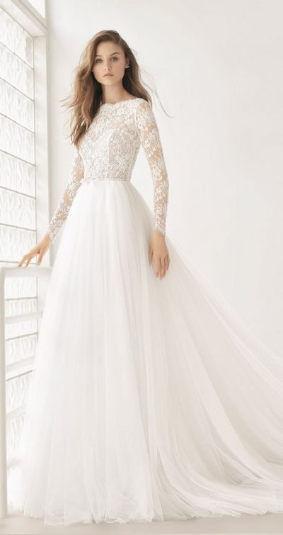 30+ Gorgeous wedding dresses for older brides over 30 - Inspired Beauty