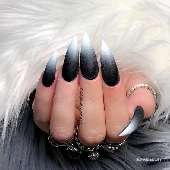 Halloween nails
