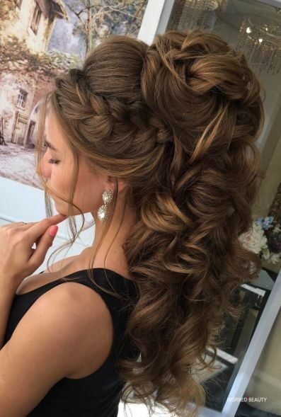 high ponytail with braid