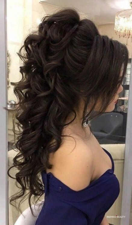 Glamorous sky-high ponytail hairstyles