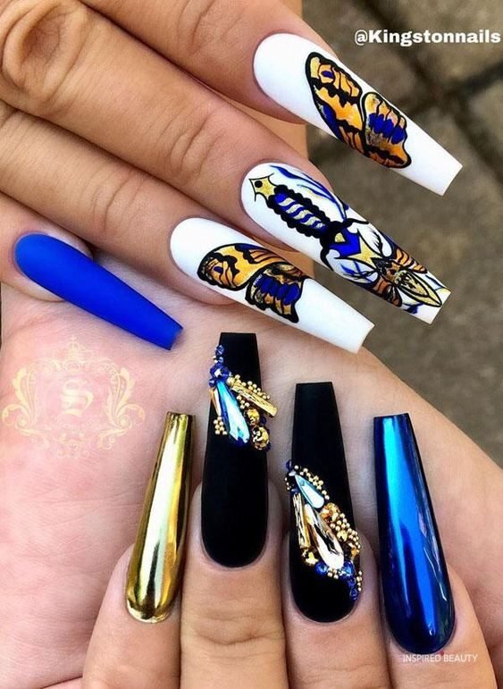 Long nail art 