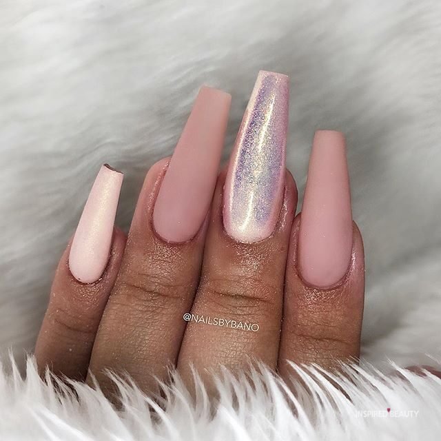 Matte nails