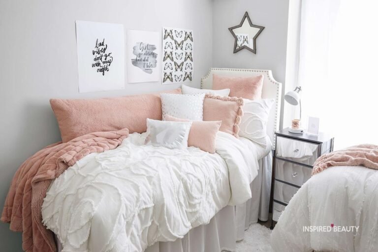 27 Cute Aesthetic Bedroom Ideas To Copy