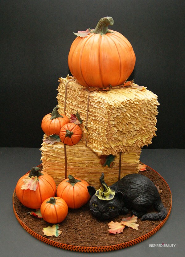 Halloween  pumpkin wedding cake