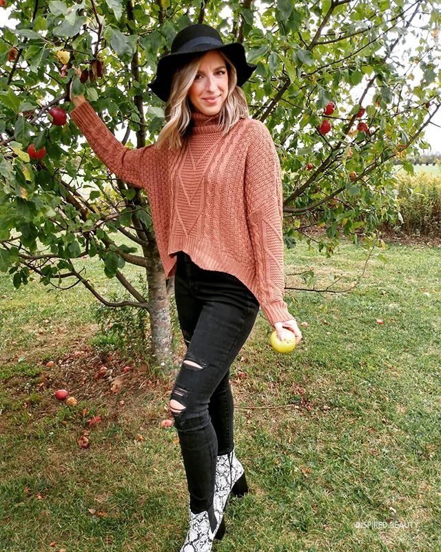 apple picking outfit