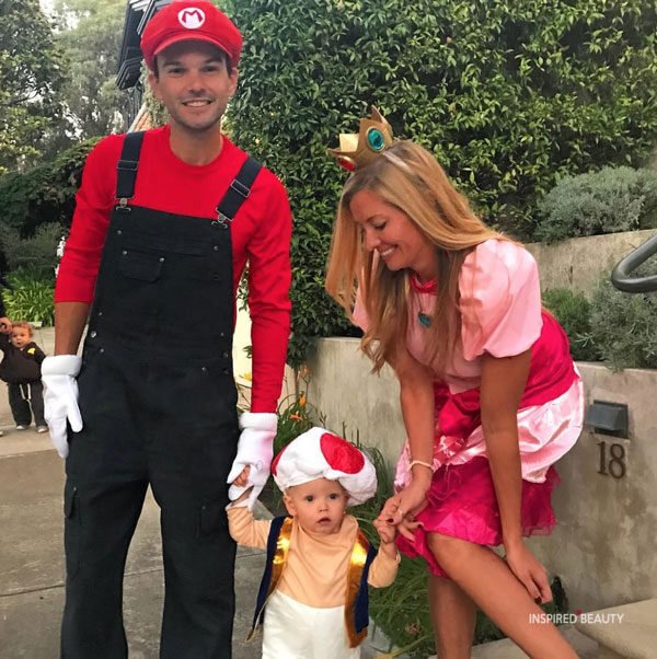 Mario and Princess Peach Halloween costume