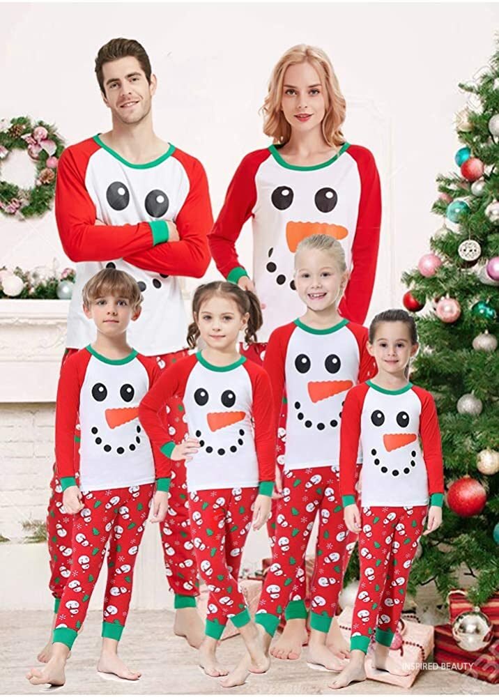 Matching Family Christmas Sweaters and Outfit Idea