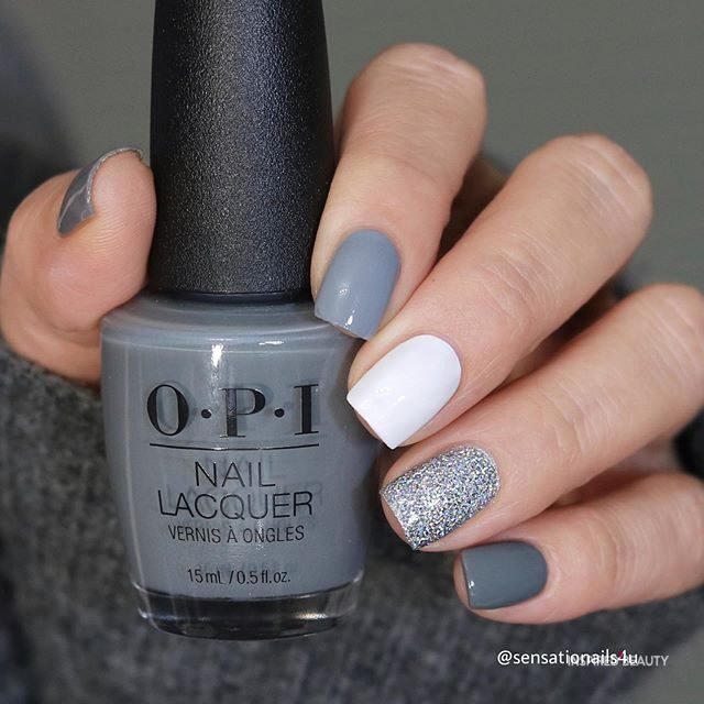 grey winter nails