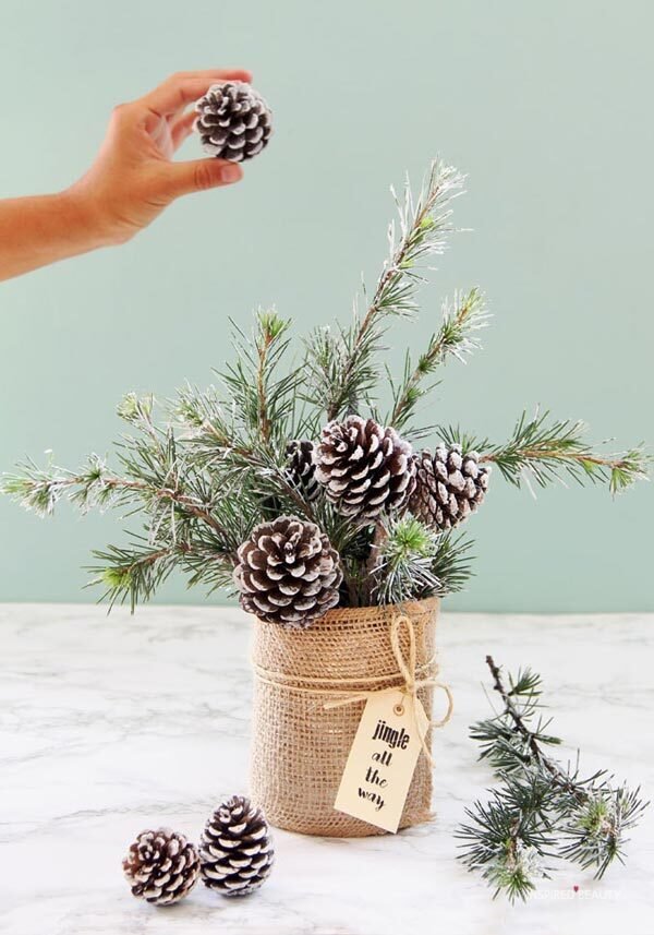 DIY Christmas Centerpieces