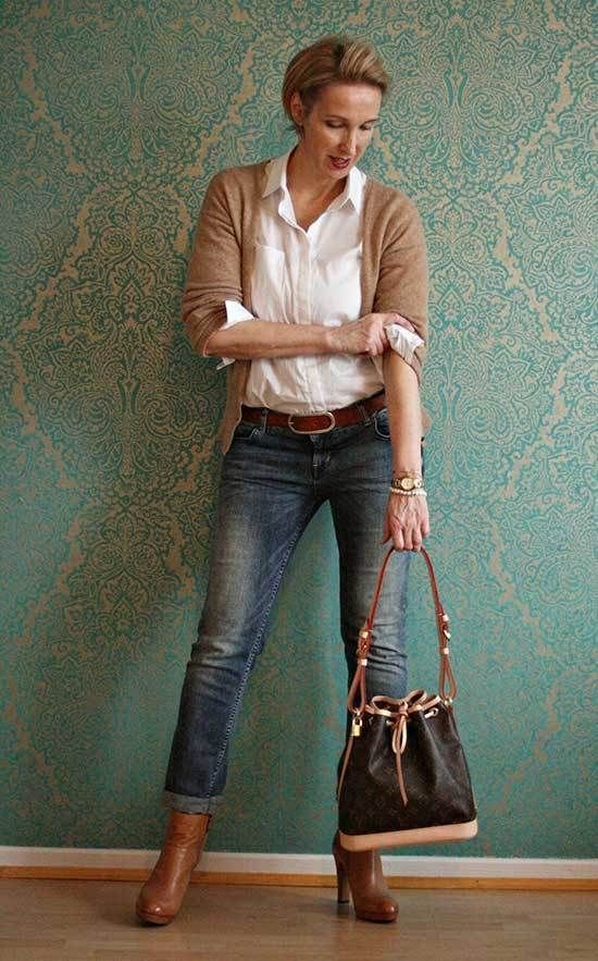 Boots with Jeans outfit idea fashion for older women