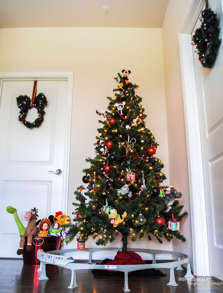 Disney Christmas Tree Decorations Theme Ideas