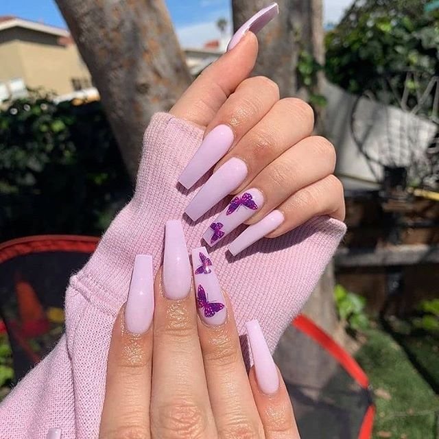 pink baddie nails