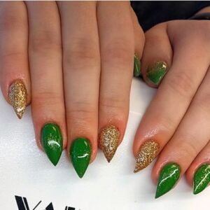 18 St Patrick's Day Nail Designs - Inspired Beauty