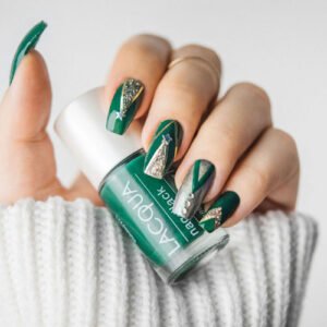 Green Christmas Nails - Inspired Beauty