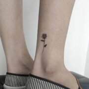 45 Cute Rose Tattoo Design Ideas - Inspired Beauty