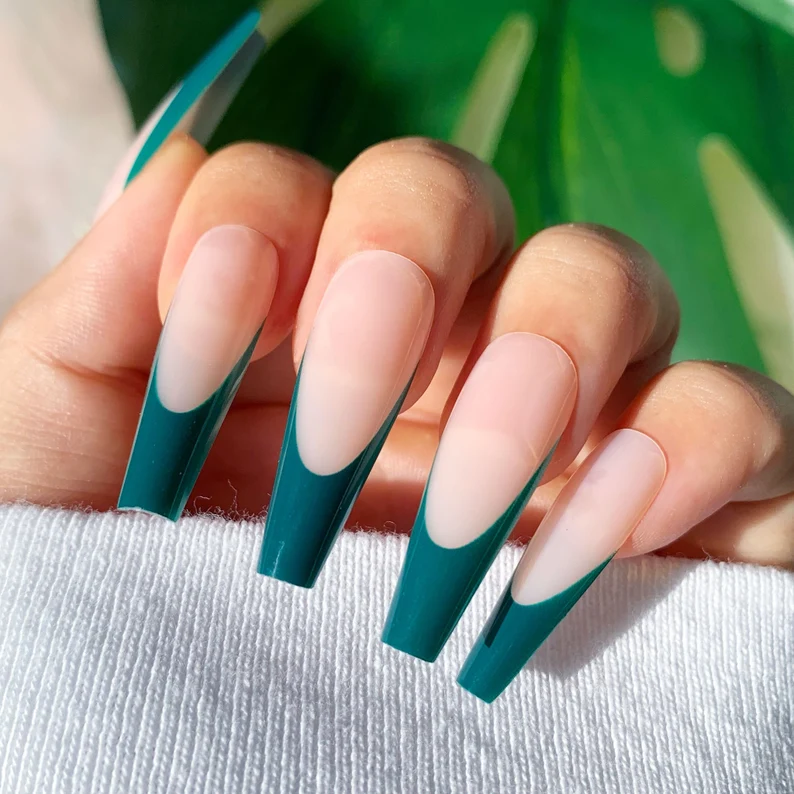 green frenc tip nails