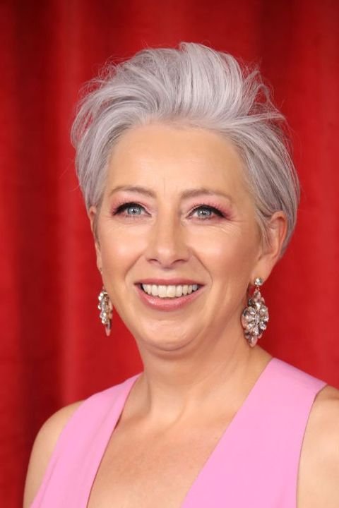 Short Hair for Older Women with Round Faces