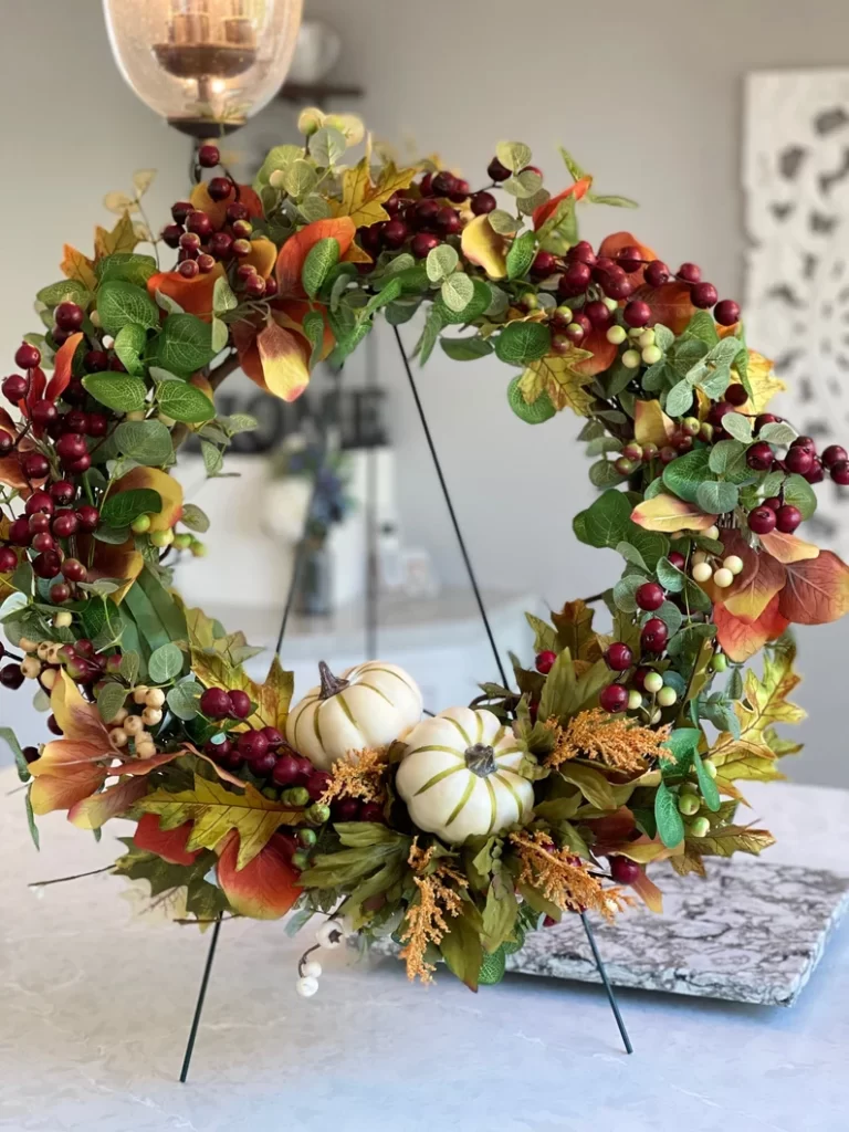 Autumn Berry Halloween Wreath Decor Ideas