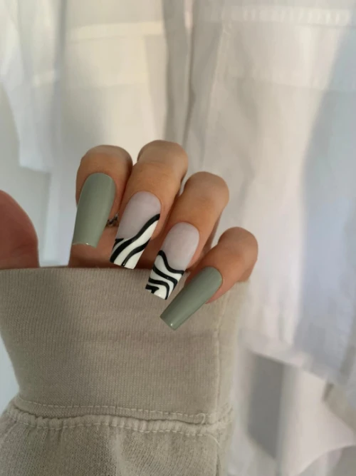 sage green nails aesthetic