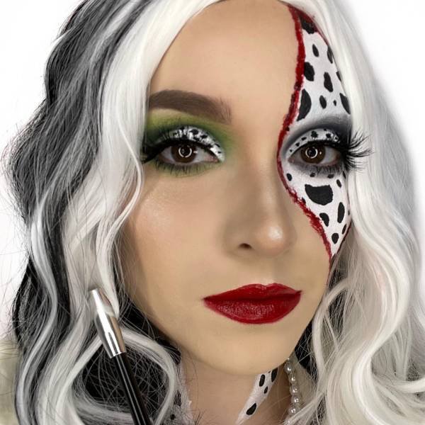 Cruella Cute Halloween Makeup Ideas Black and White 