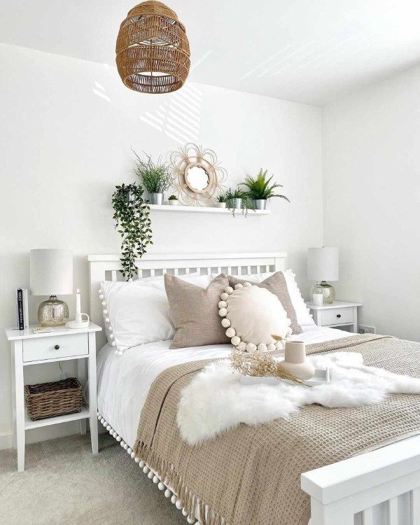 35 Beautiful Bedroom Decor Ideas For Women You can Recreate in 2022 ...