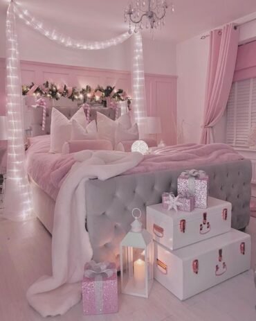 35 Beautiful Bedroom Decor Ideas For Women You Can Recreate - Inspired ...