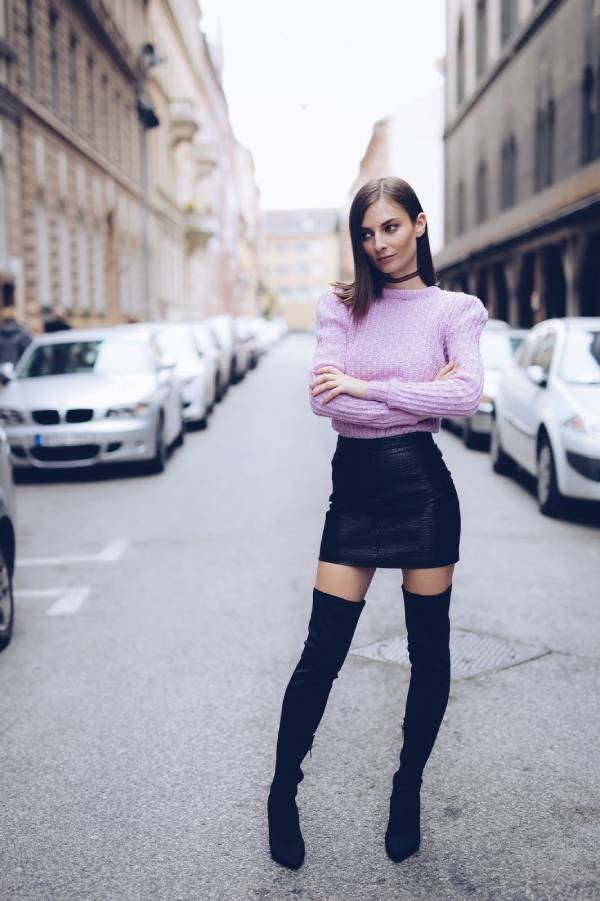 Short Black Mini Skirt Outfits With Purple Long Sleeve Sweater and boots 