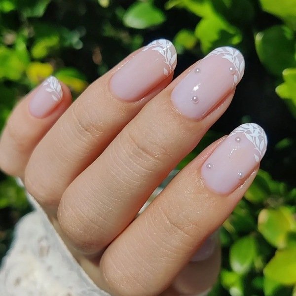 short white nails with design