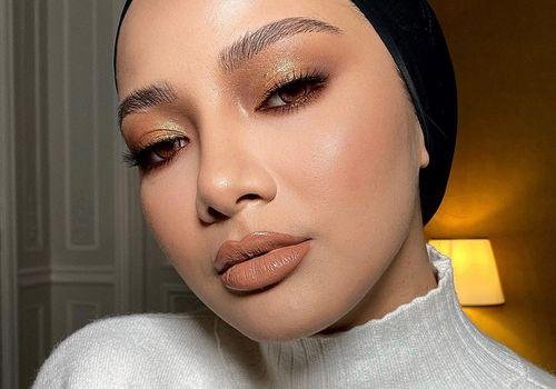 winter makeup idea with gold
