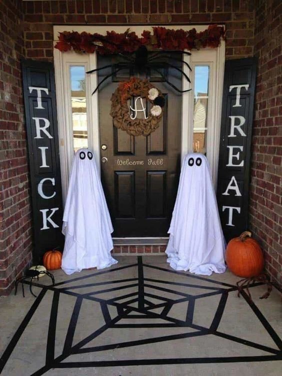 Trick or Treat Halloween Door Decoration