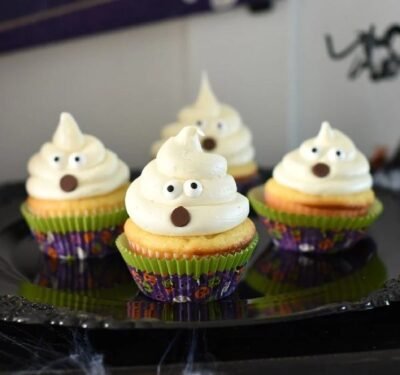 30 Spooky Halloween Party Food Ideas To Choose From - Inspired Beauty