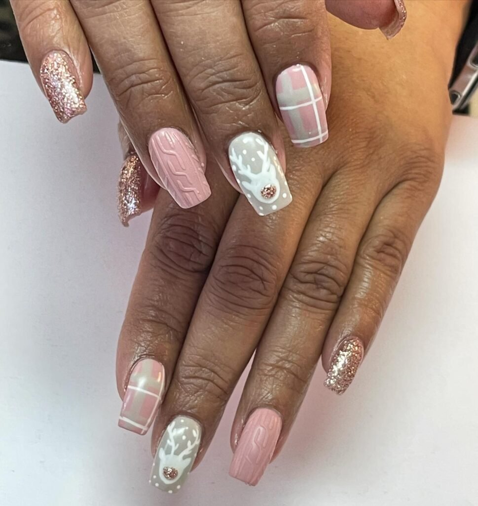 Pink Glitter white Short Nails