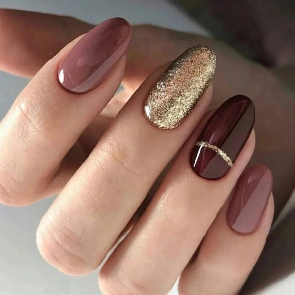 30 Most Stunning Burgundy Nails To Try in 2023