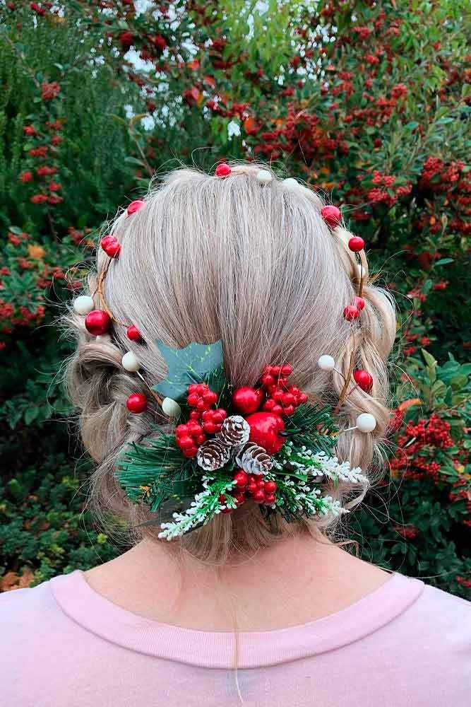 Cute Christmas Hairstyles Ideas with Accessories 