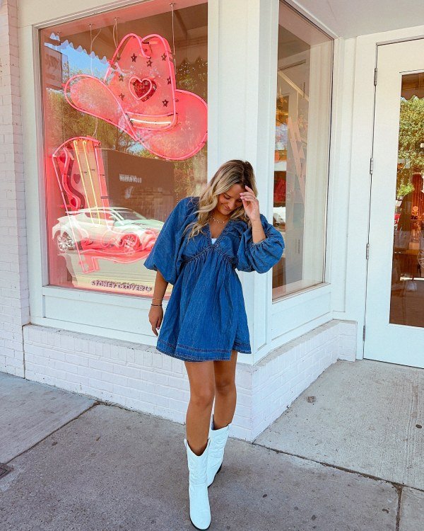 Fulld enim outfit ida for Nashville visit