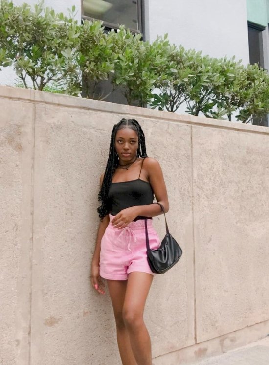 summer outfit pink shorts, black blouse