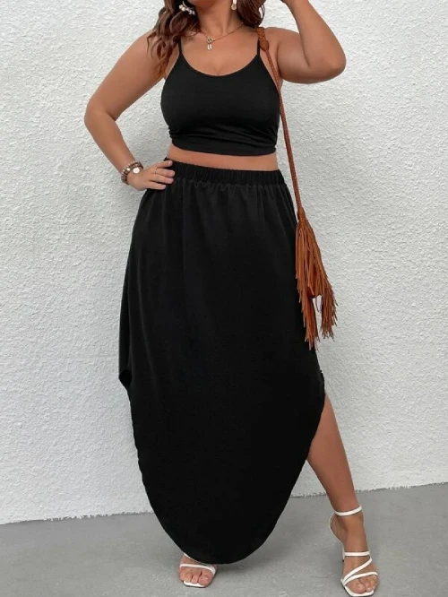 Cami Top & Curved Hem Skirt Plus size outfit idea